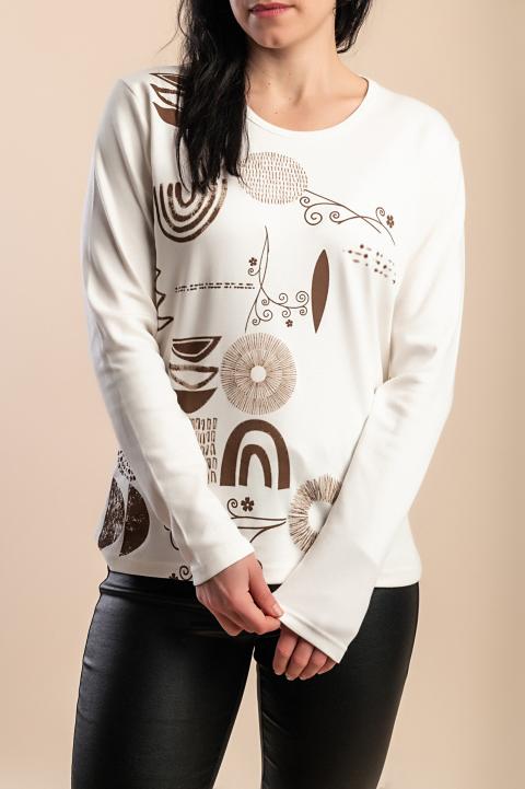 Das Model auf dem Bild ist 170 cm groß