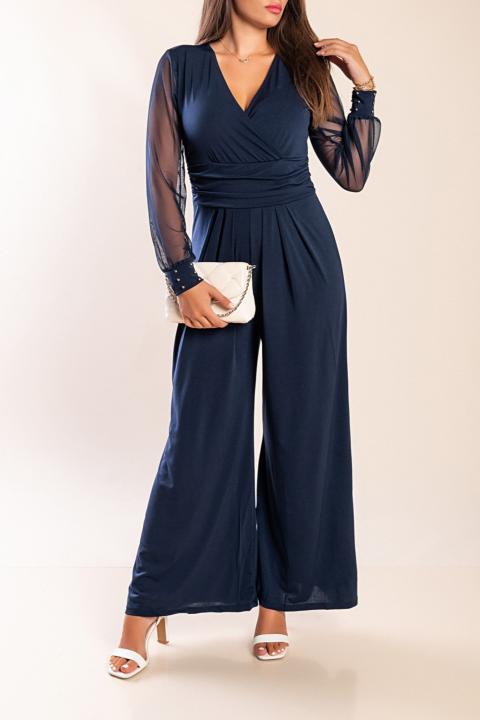 Das Model auf dem Bild ist 170 cm groß und trägt Größe S.